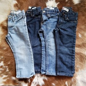 Bundle of 4 Levi's toddler 2t Jean's